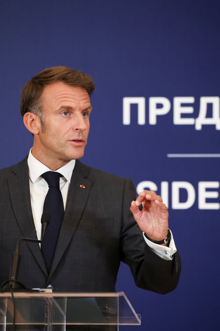 Le president francais macron rencontre le president serbe vucic a belgrade