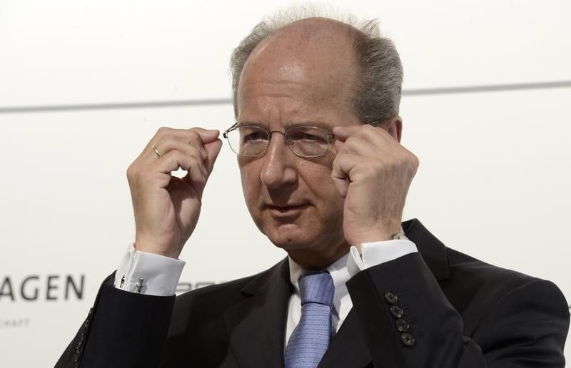 Potsch devrait succeder a piech a la presidence de vw
