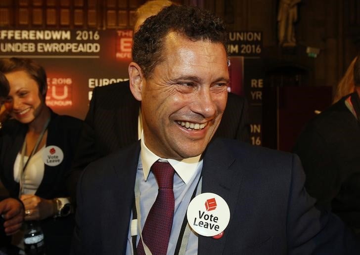 Un tenor de l'ukip a l'hopital apres une reunion houleuse