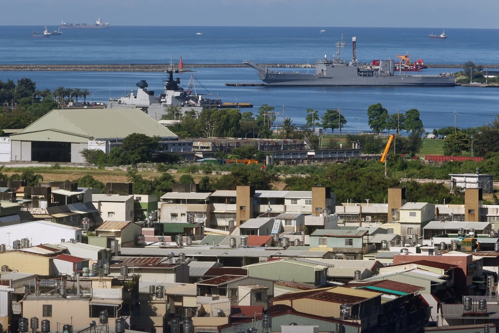Le nombre de navires de guerre dans le detroit de taiwan s'est "fortement reduit", selon une source