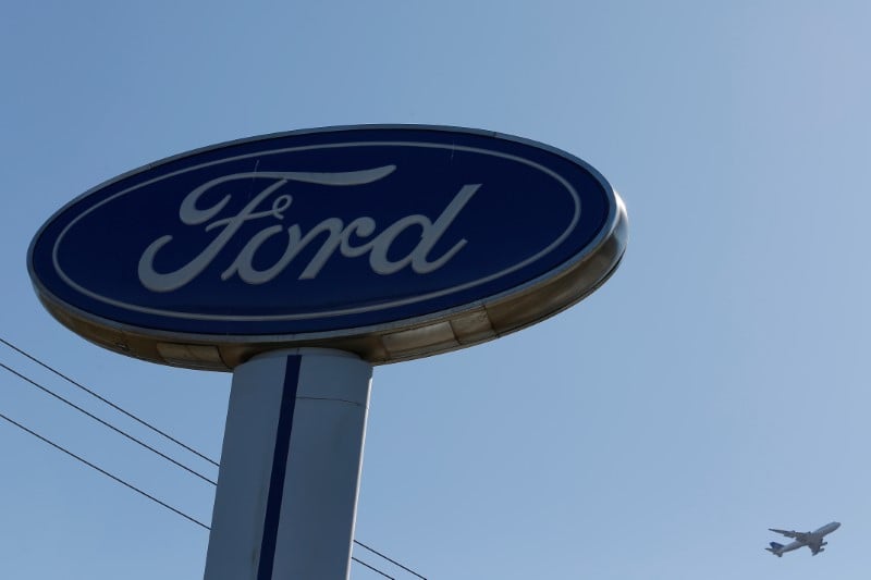 Ford accelere la production de gros suv pour concurrencer gm