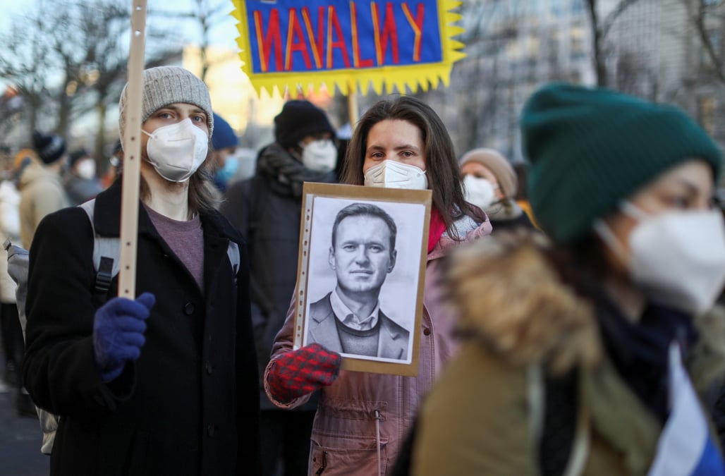 Russie: les procureurs demandent la mise en detention de navalny