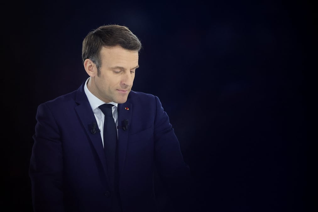 Macron dit vouloir lancer la reforme des retraites "des l'automne prochain"-figaro