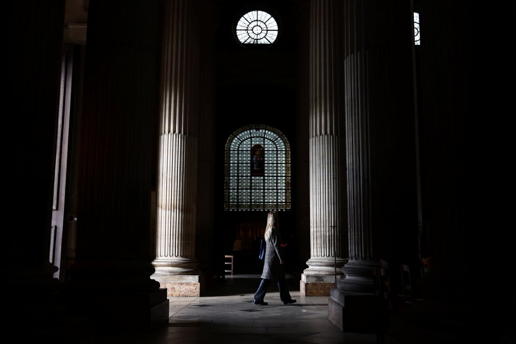France: au moins 216.000 mineurs victimes d'abus sexuels dans l'eglise depuis 1950