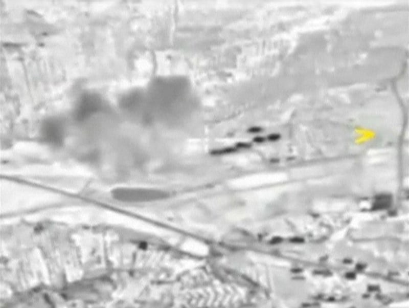 La russie sommee par l'occident de ne viser que l'ei en syrie