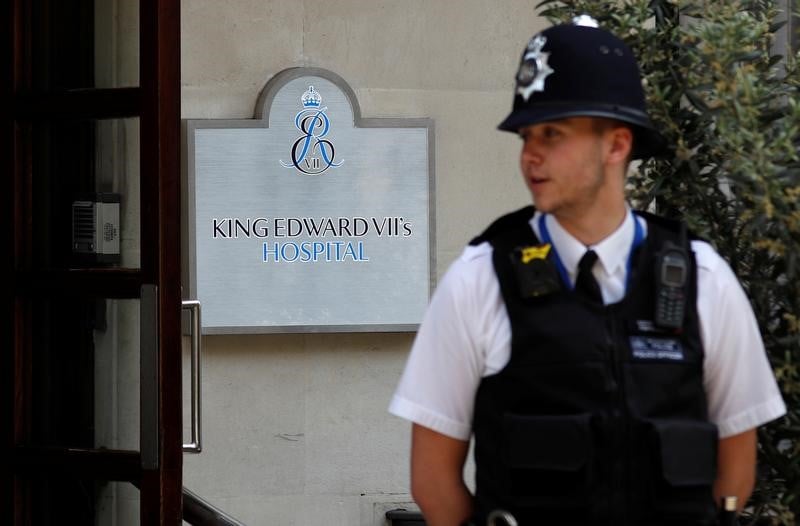 Le prince philip est sorti de l'hopital