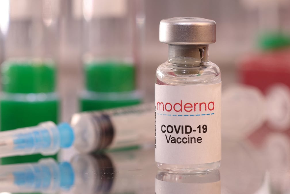 Moderna prevoit une hausse des ventes de son vaccin anti-covid-19 au 2e semestre