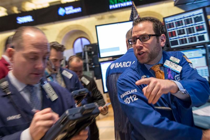 Wall Street finit en hausse avec les fusions-acquisitions