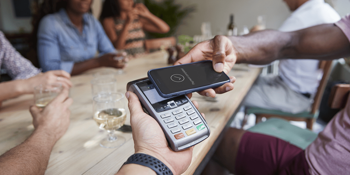 Désormais l’un des leaders pour les solutions de paiement sécurisées sans
contact, la fintech normande voit ses dix ans de R&D récompensés.