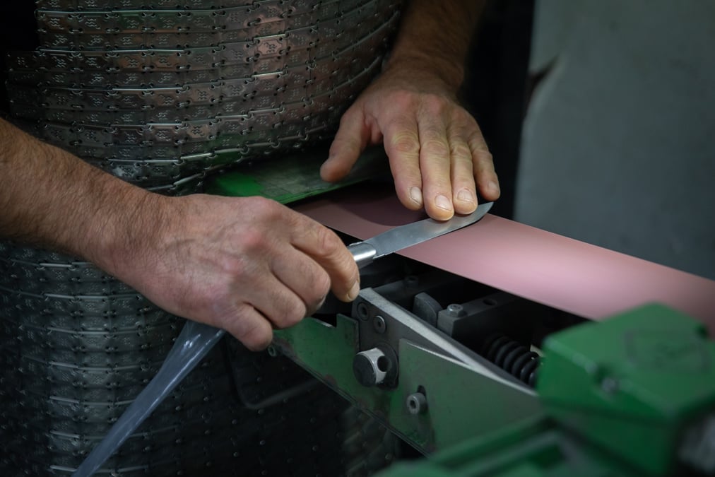 Le couteau de Laguiole, produit dans l'Aveyron, dispose désormais de son indication géographique protégée.