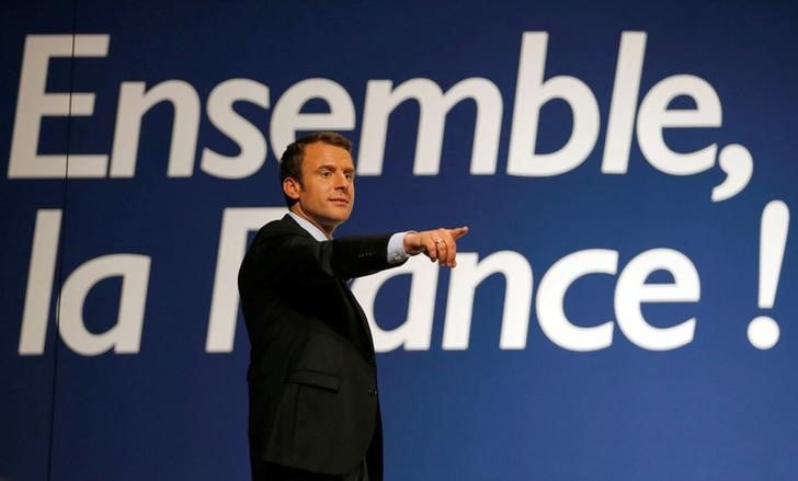 Le soutien de dupont-aignan a le pen, "combine" pour macron