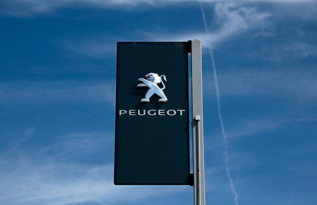 Deux nouveaux fourgons peugeot a vocation mondiale