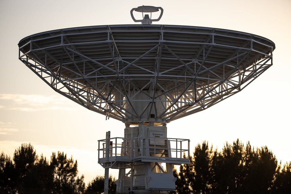 Safran Data Systems Safran Electronics & Defense