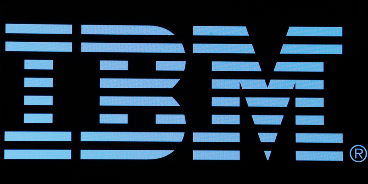 Le developpement du "cloud" profite a ibm