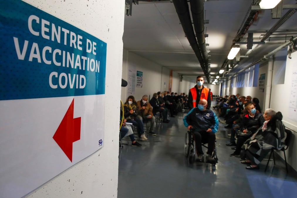 Coronavirus: la france passe la barre des 10 millions de vaccinations