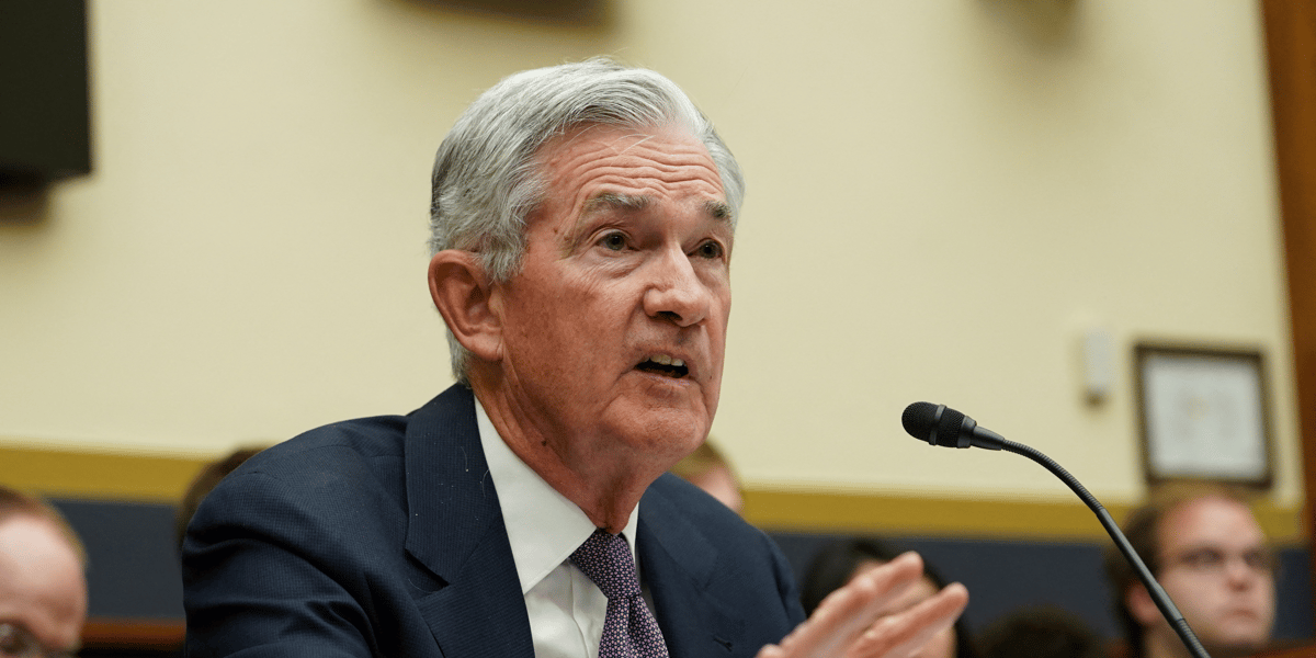 Le president de la reserve federale, jerome h. powell, temoigne lors d'une audition des services financiers