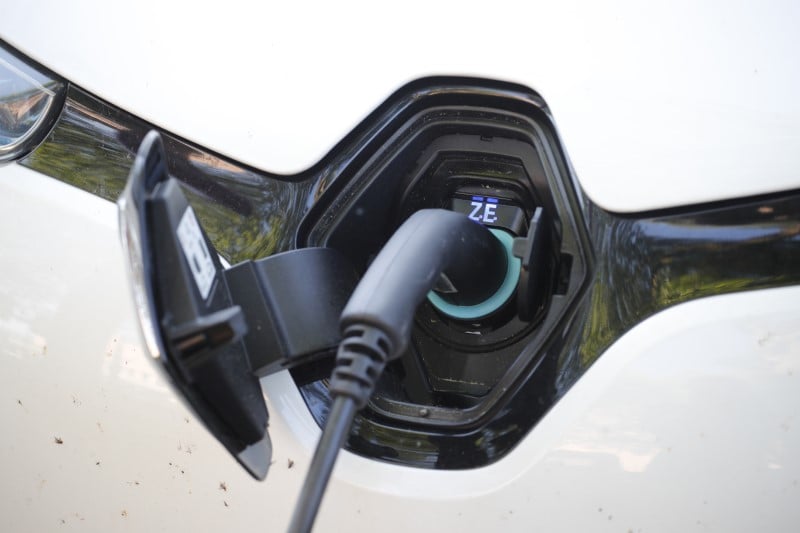 France: la voiture electrique ne fera pas bondir la consommation