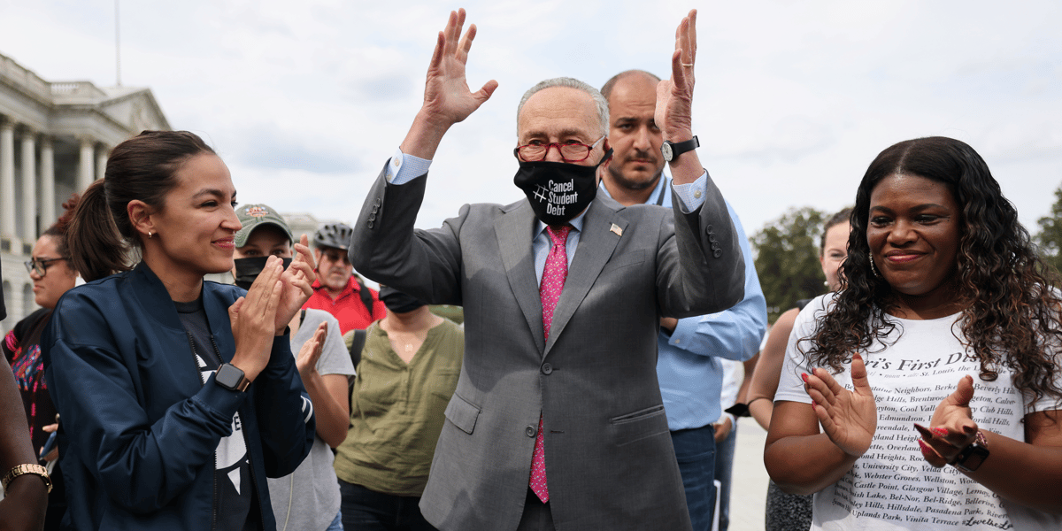 Expulsions, loyers impayés, Etats-Unis, Cori Bush, Alexandria Ocasio-Cortez,