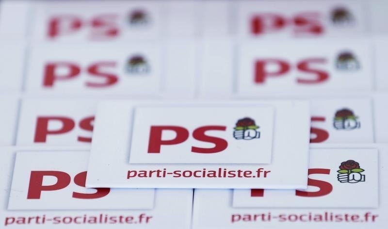 Le passage en force sur la loi travail elargit la fracture a gauche