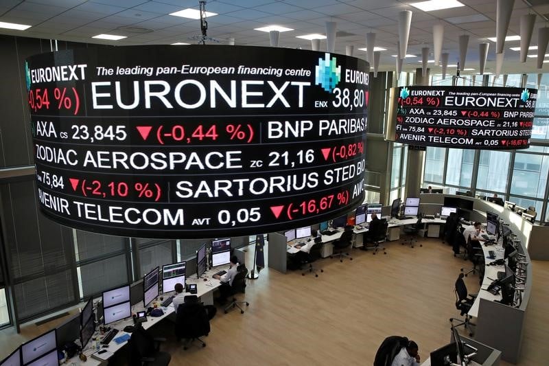 Les bourses europeennes finissent en leger repli
