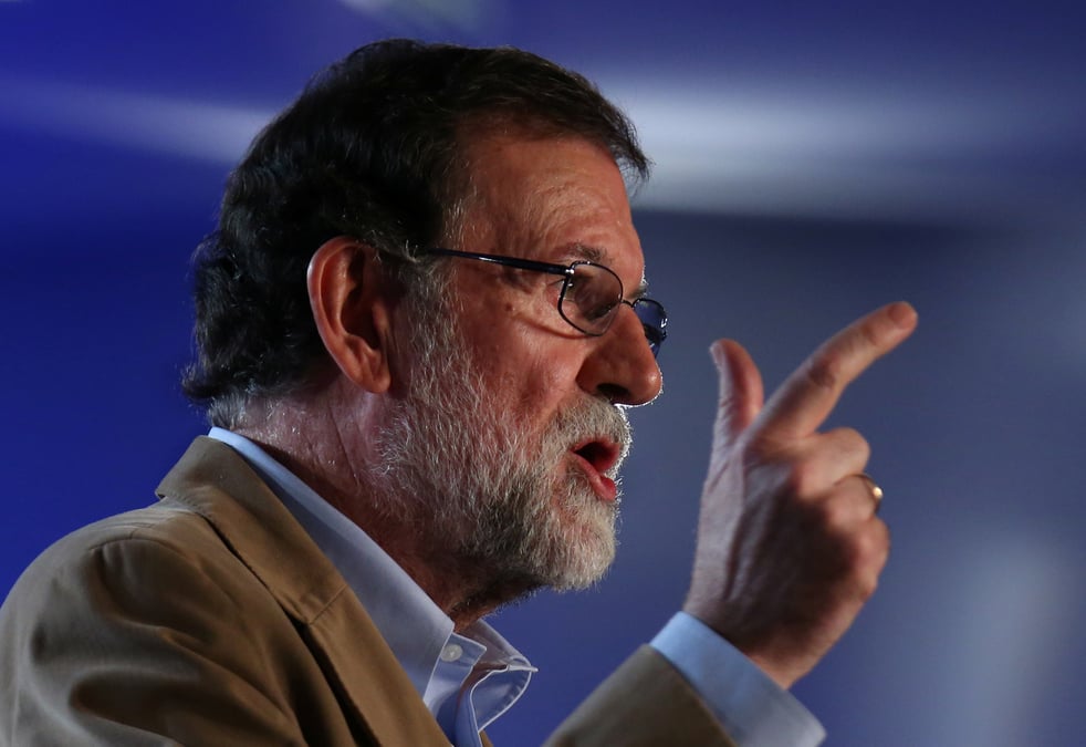 Mariano rajoy veut retablir la "normalite" en catalogne