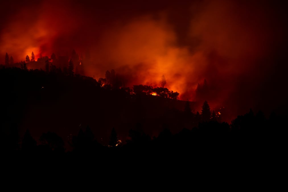 Incendies en californie: le bilan s'alourdit a 23 morts