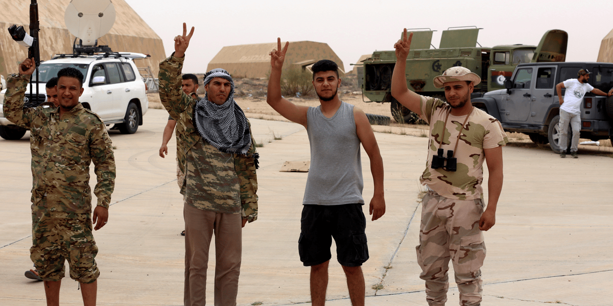 Libye: les forces d'haftar disent se replier de 2-3 km des abords de tripoli