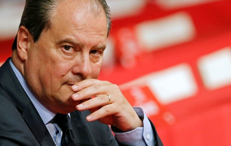Pour cambadelis, sarkozy represente une menace pour la france