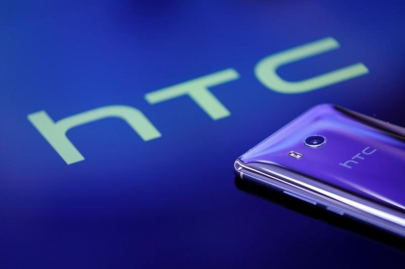 Google sur le point de racheter des actifs de htc, selon bloomberg