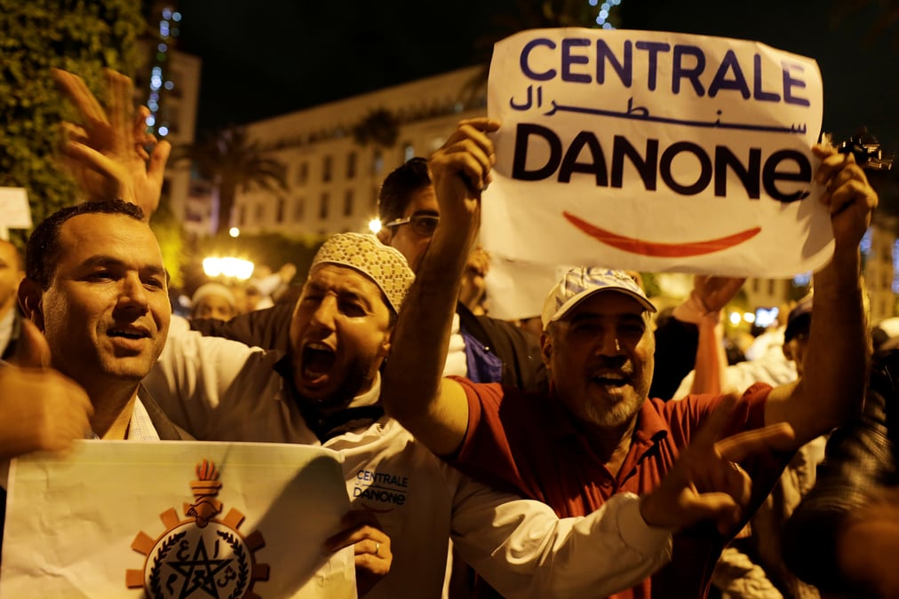 Des salaries de centrale danone manifestent a rabat contre le boycott