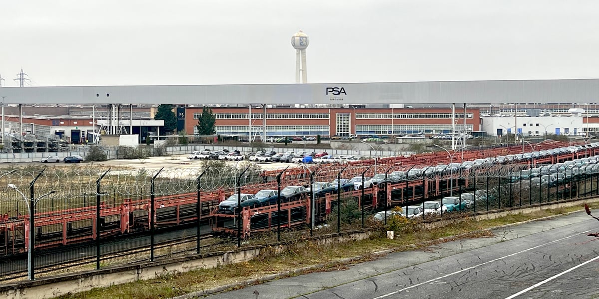 Le site de Poissy fabrique des Opel Mokka, et marginalement des DS3.