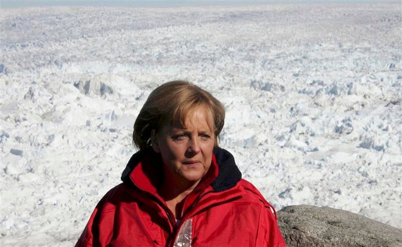 Angela Merkel se blesse dans une chute en ski de fond