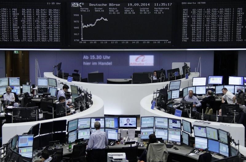 Les Bourses européennes orientées à la hausse à la mi-séance