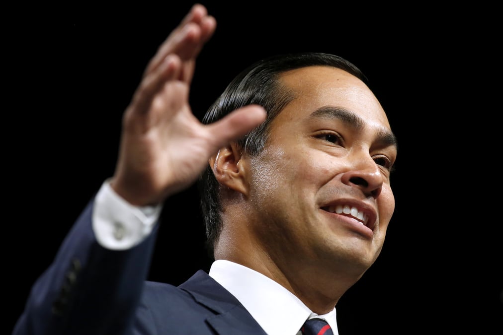 Julian castro brigue a son tour l'investiture democrate