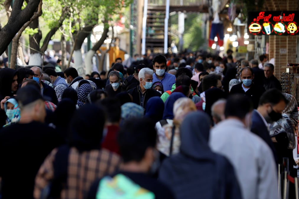L'iran impose un confinement de 10 jours
