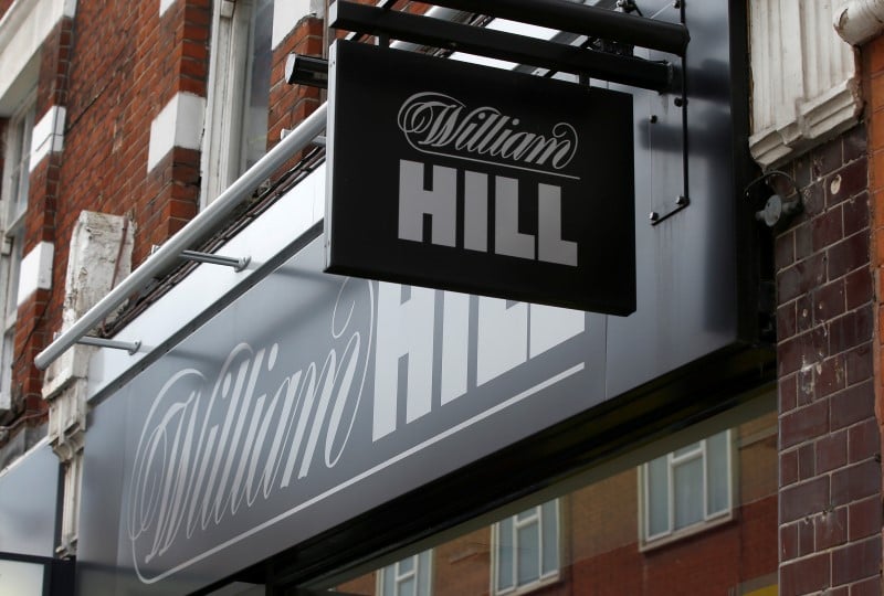 Deux societes britanniques veulent racheter william hill