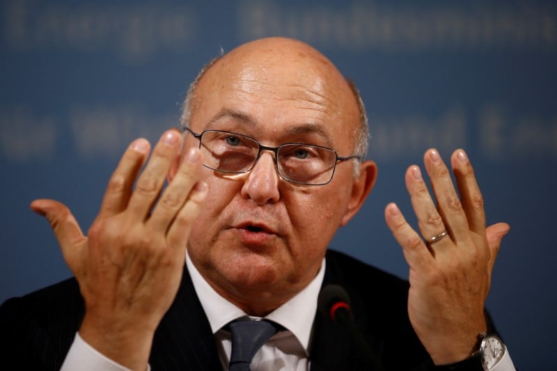 Pour sapin la defaite de le pen n'est pas acquise