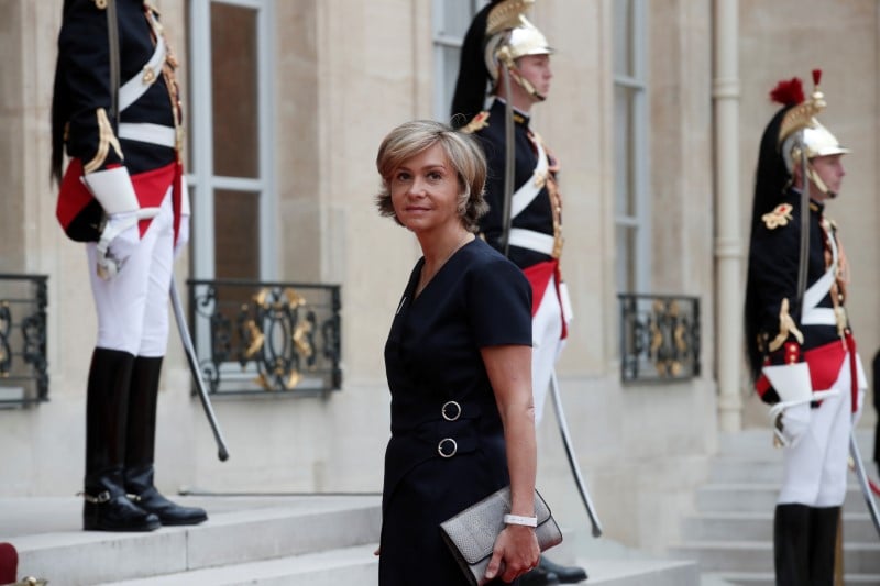 Pecresse renonce a presider lr, cree son mouvement