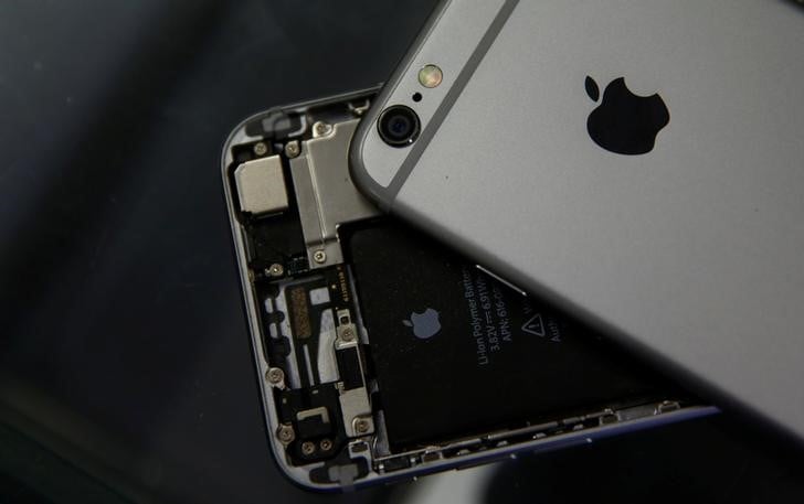 Excuses d'apple apres avoir admis brider d'anciens iphones
