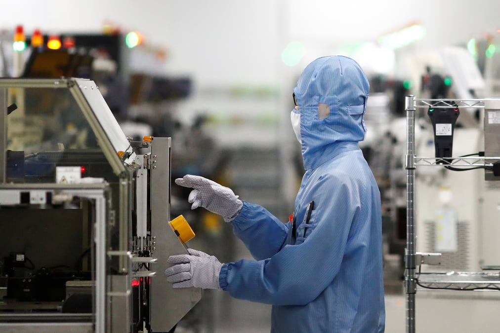Chine: l'activite manufacturiere a un plus bas de 9 mois, selon caixin