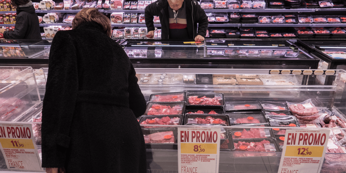 supermarché, rayon viande, promo, alimentation, carnée, durable, transition alimentaire, écologie