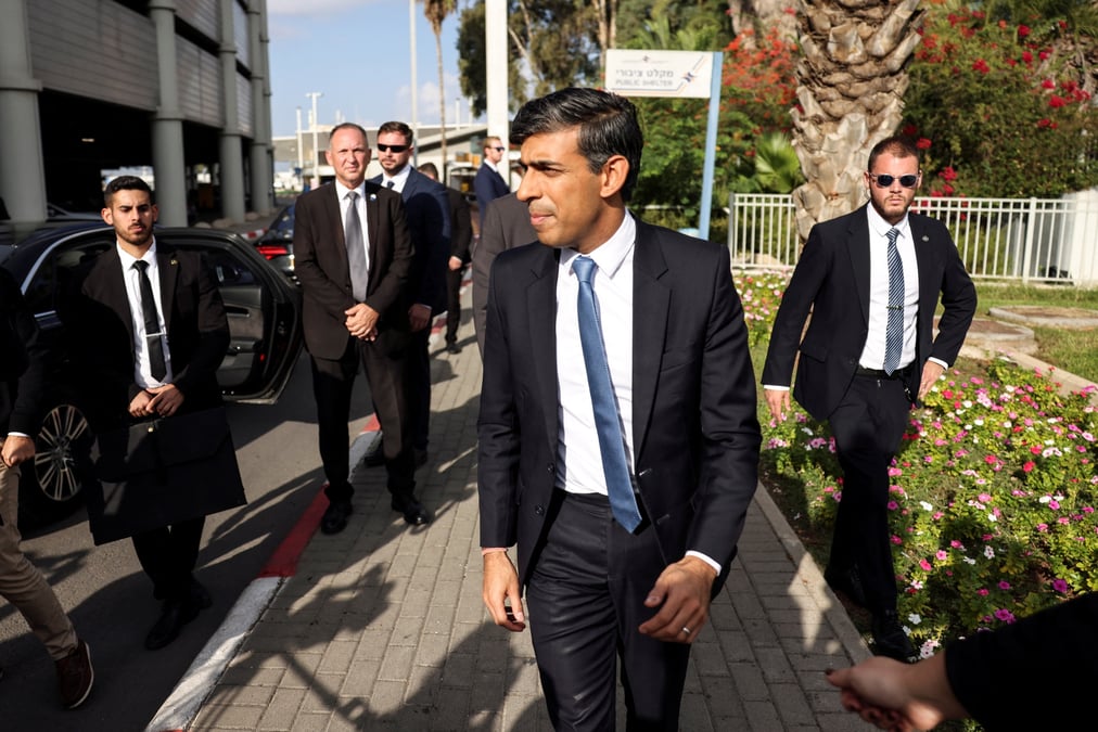Le premier ministre britannique rishi sunak se rend en israel