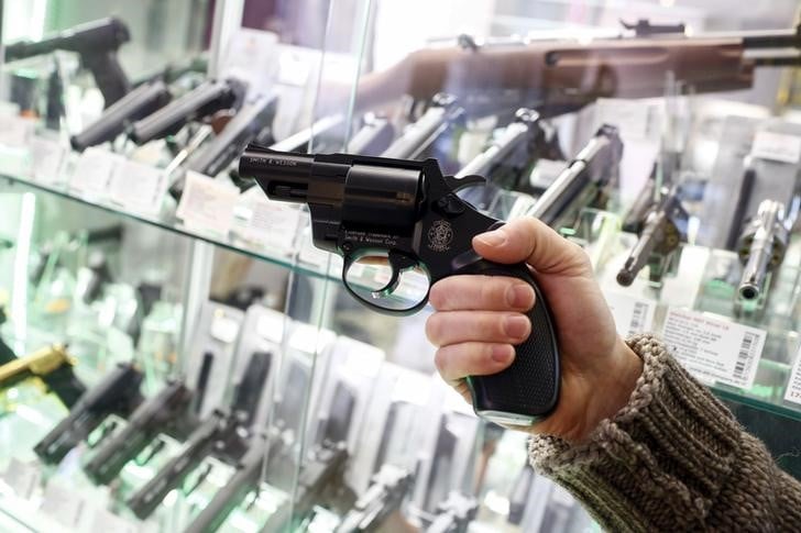 Apres munich, la question du controle des armes agite l’allemagne