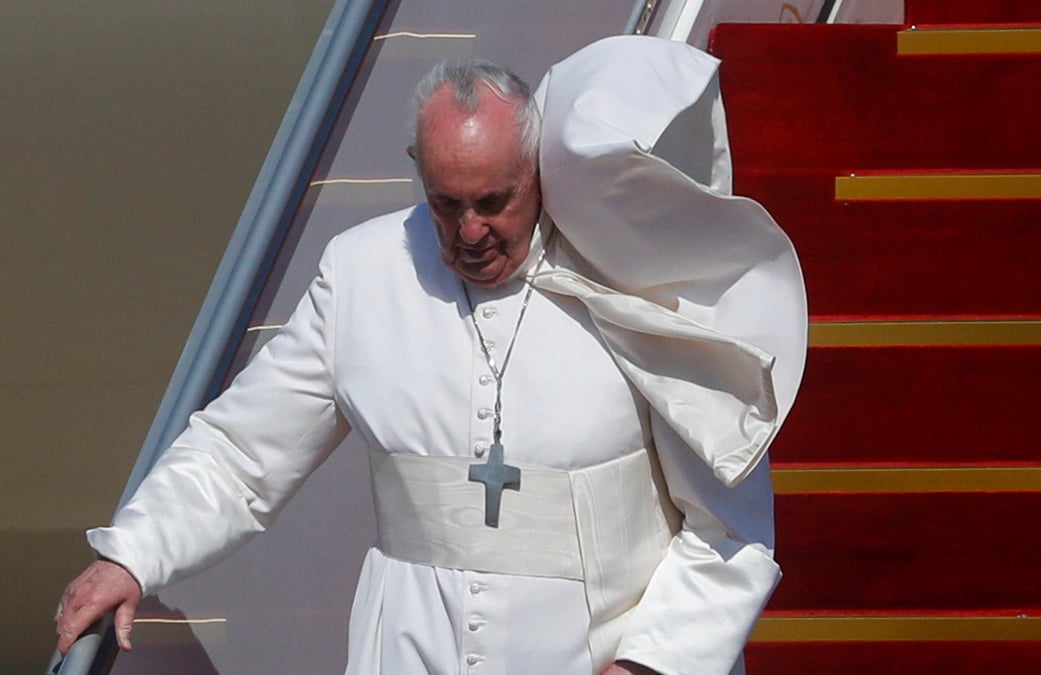 Le pape francois est arrive en irak dans le cadre d'une visite a haut risque