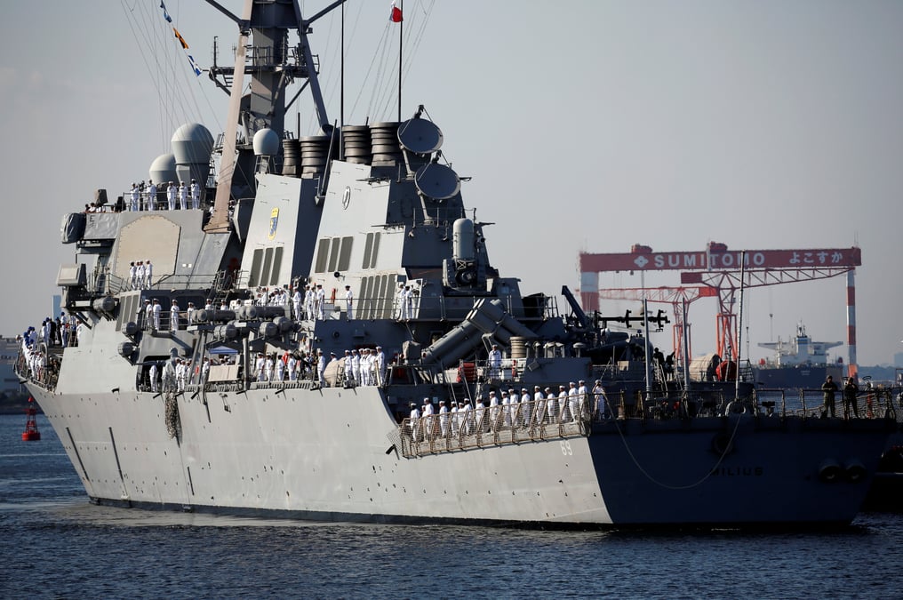 Un batiment de la marine us traverse a nouveau le detroit de taiwan