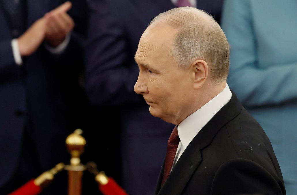 Le president russe vladimir poutine au kremlin