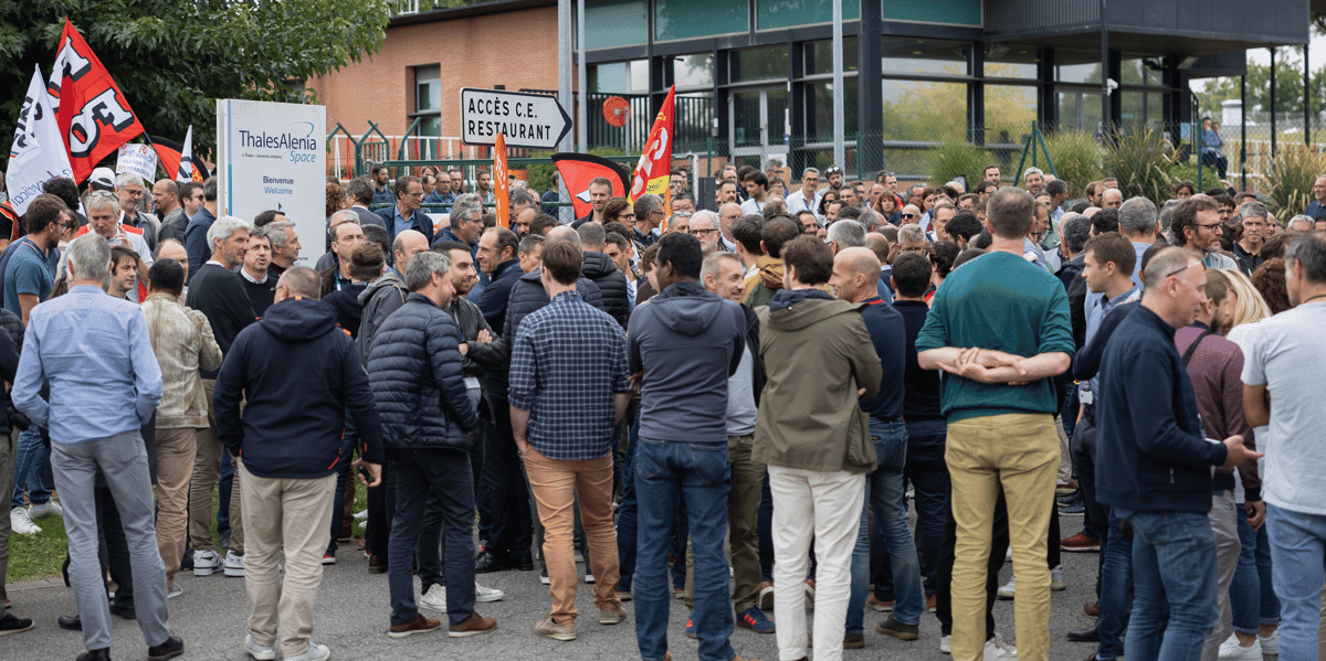 Les salariés de Thales Alenia Space ont manifesté à Toulouse ce mardi.