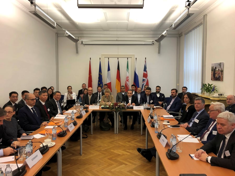 Reunion tendue entre signataires de l'accord sur le nucleaire iranien