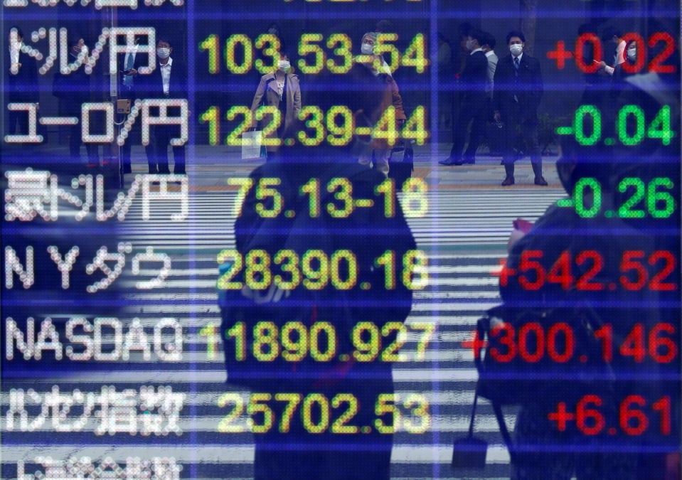 Tokyo finit en nette baisse