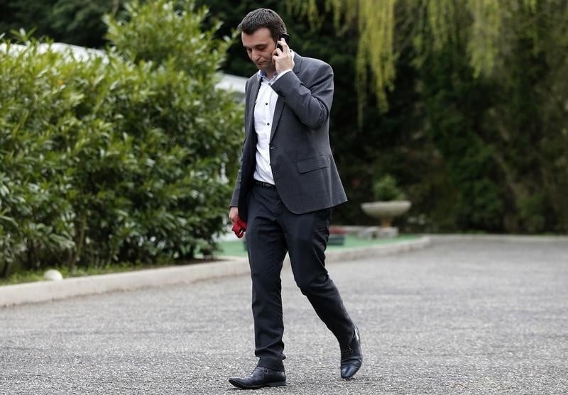 Philippot va porter plainte contre Closer après son outing